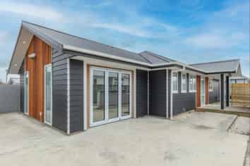 571 Queen Street, Levin