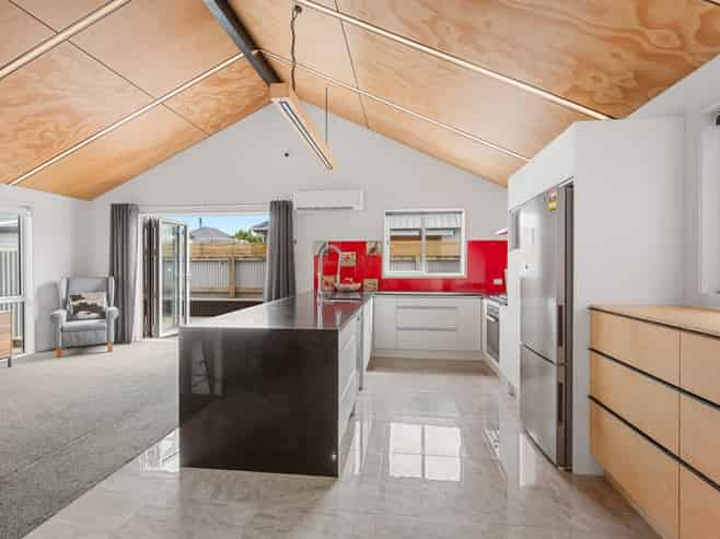 571 Queen Street, Levin