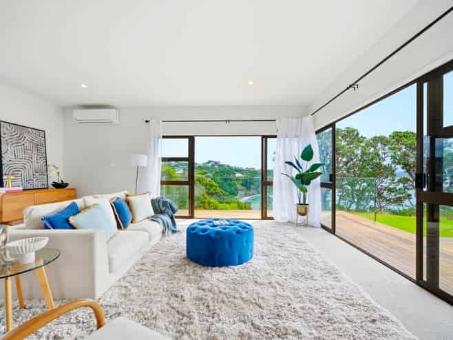 49 Duncansby Road, Stanmore Bay