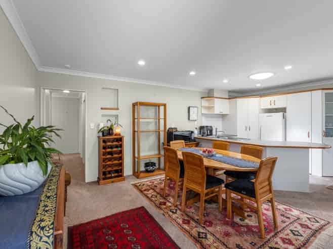 7 Stableford Drive, Pyes Pa