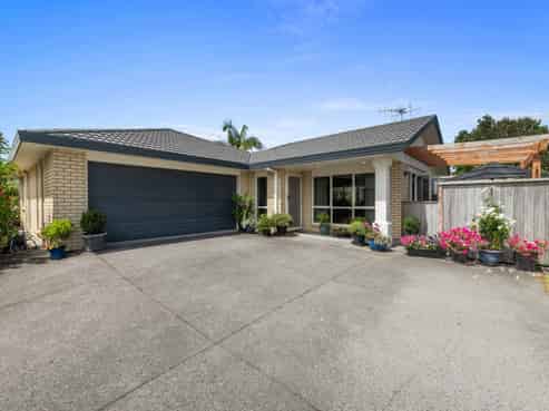 7 Stableford Drive, Pyes Pa