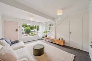 7 Rondane Place, Tirohanga