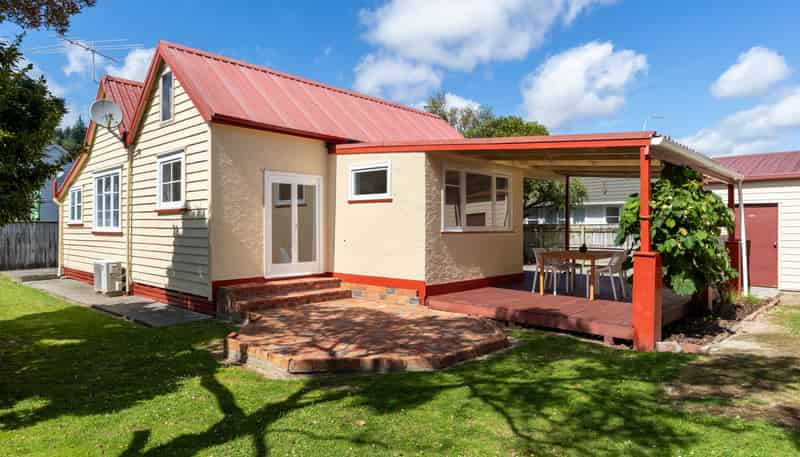 5 Mangaroa Hill Road, Clouston Park