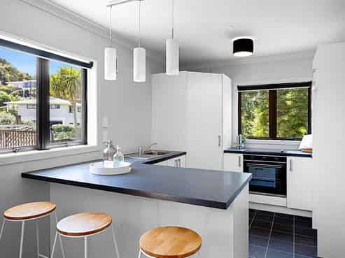 65 Seaview Road, Marfell