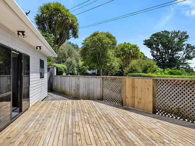 65 Seaview Road, Marfell