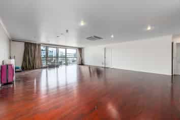 705/26 Remuera Road, Newmarket