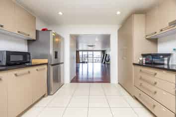 705/26 Remuera Road, Newmarket