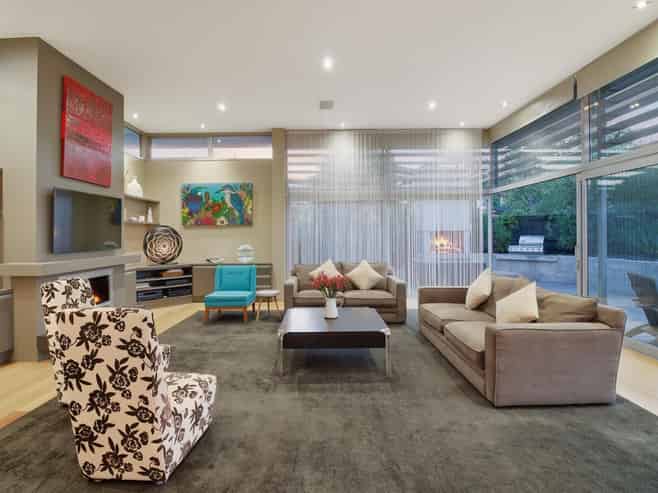 12 Highlight Parade, Te Atatu South