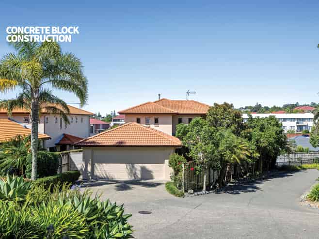 1/126 Whangaparaoa Road, Red Beach