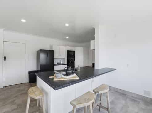 6 Ridge Lane, New Plymouth Central