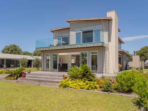 110 Mercury View, Matarangi