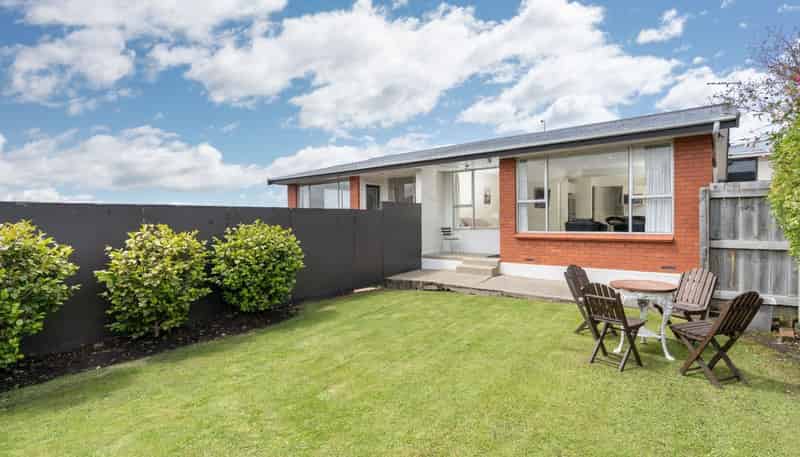 6A & 6B Hereford Street, Roslyn