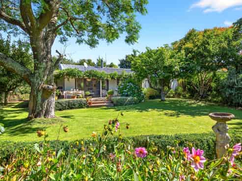 148 West Street, Greytown