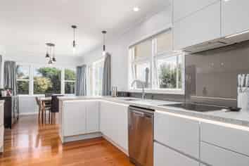 6 Bracken Street, Cambridge