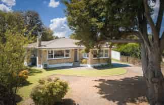 6 Bracken Street, Cambridge