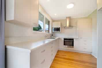 Flat 2/7 Windermere Crescent, Blockhouse Bay