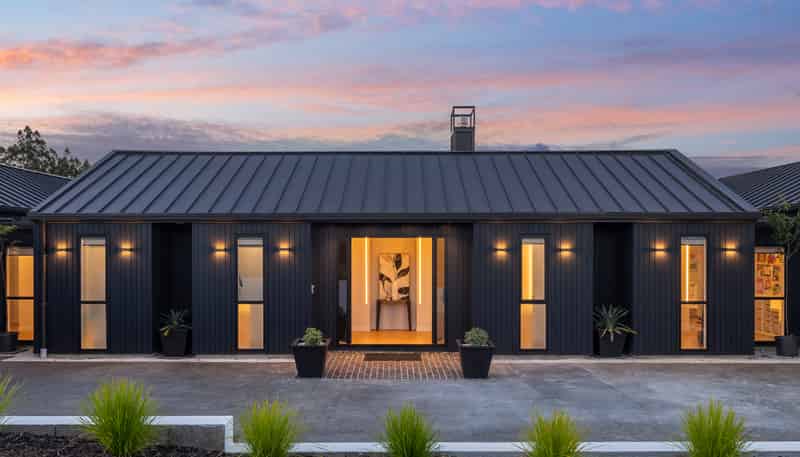 11 Te Rata Road, Okura Bush