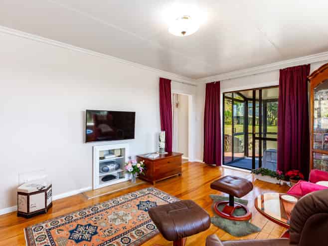 48 Te Pene Avenue, Titahi Bay