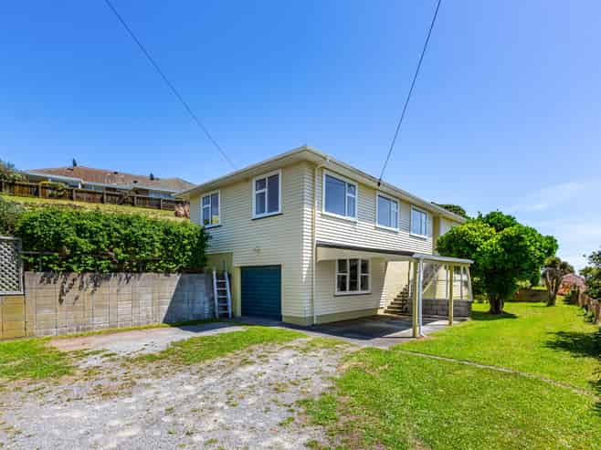 48 Te Pene Avenue, Titahi Bay