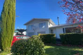 17 Fergusson Street, Stoke