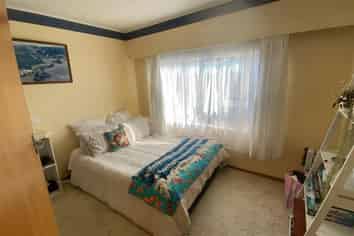 17 Fergusson Street, Stoke