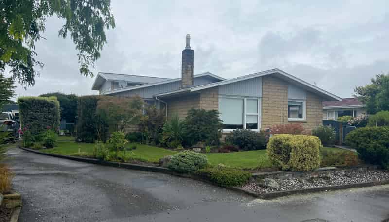 8 Russell Ave, Ashburton