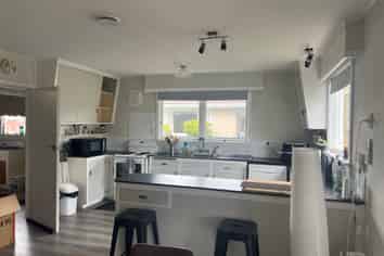 8 Russell Ave, Ashburton