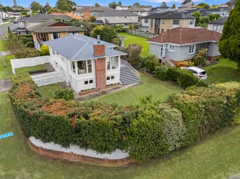 2 Stamford Park Road, Mount Roskill