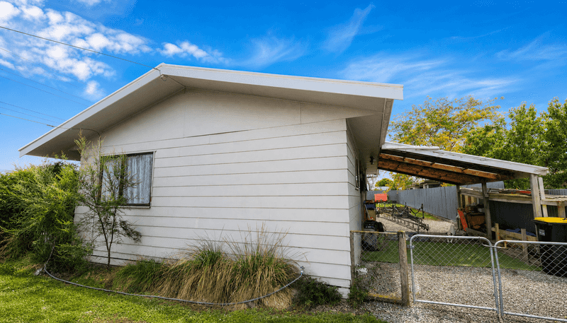 73 Roberts Road, Masterton