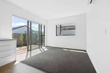 6/73 Gordon Road, Mosgiel