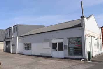 Commerical Property - Main Road Frontage