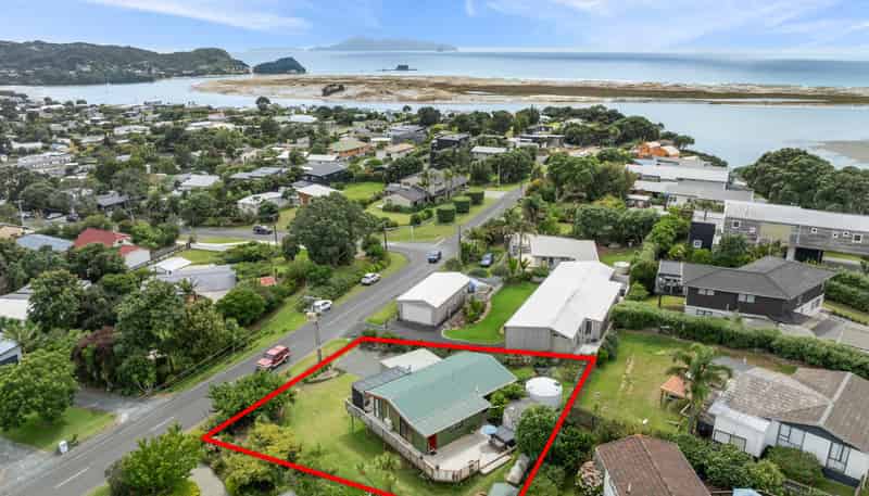 12 Findlay Street, Mangawhai Heads