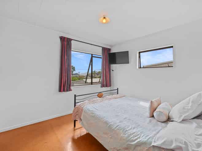 12 Findlay Street, Mangawhai Heads