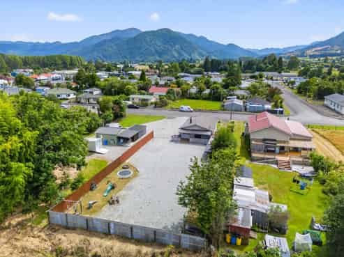 12 Hampden Street, Murchison