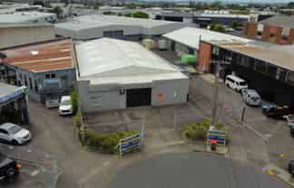 Tidy Standalone Warehouse – 524sqm