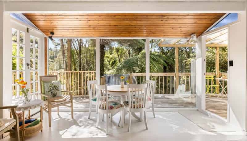 26 Mahoe Road, Titirangi