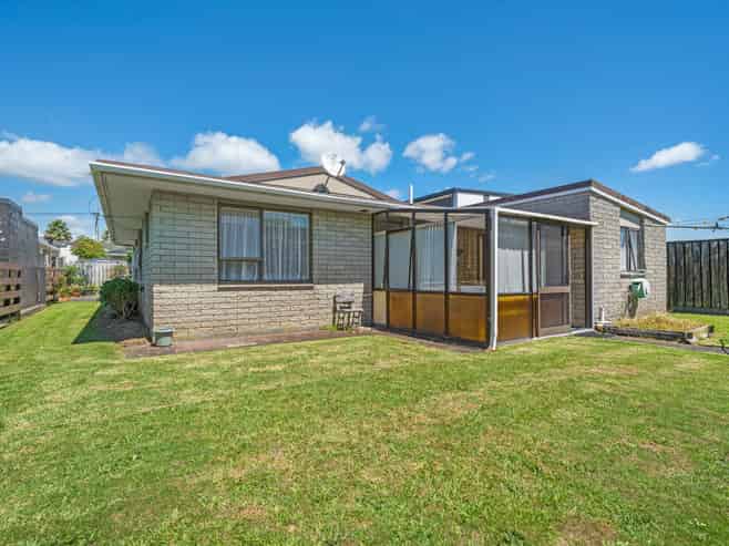 5B Clemow Road, Fitzroy