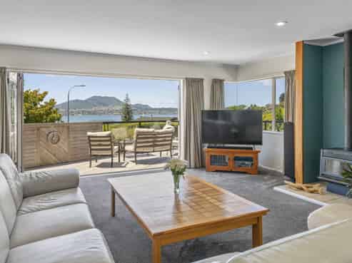 17 Shera Street, Acacia Bay