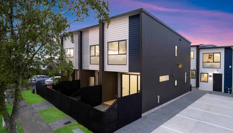 9/17 Barneys Farm Road, Clendon Park