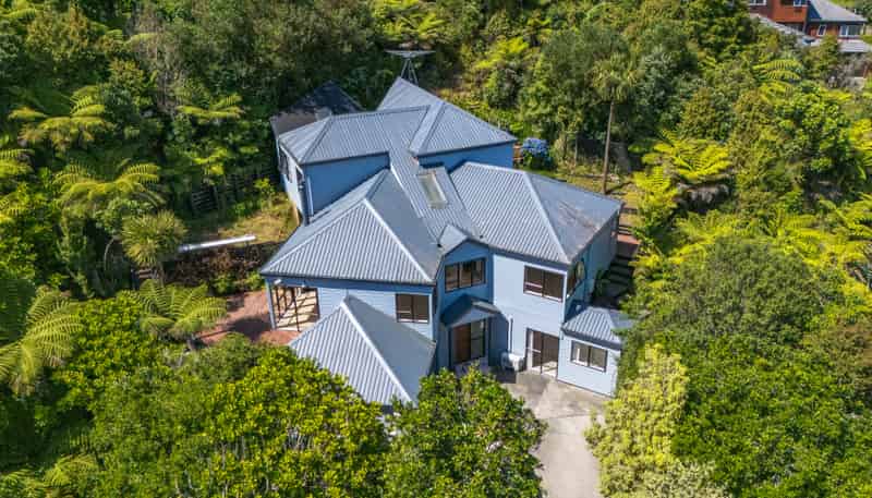 8 Stitchbird Close, Murrays Bay