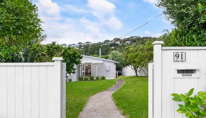 91 Island Bay Road, Beach Haven