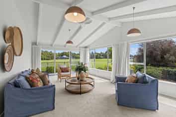 30 Hadlow Place, Burnside