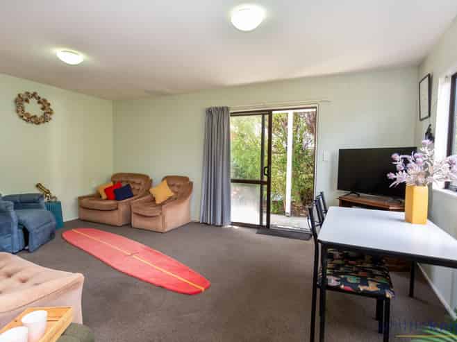 2/85 Mandeville Street, Riccarton