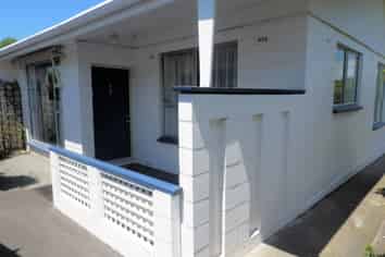 2/48 Kitchener Square, Timaru