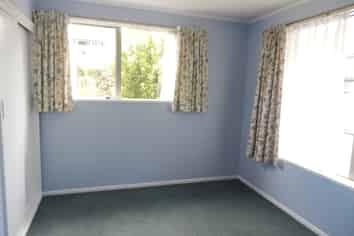 2/48 Kitchener Square, Timaru