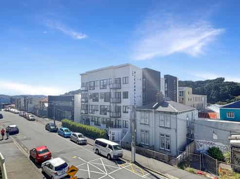 10/30 Hanson Street, Mount Cook