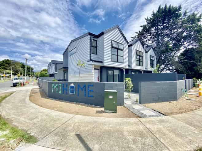 58A Preston Road, Clover Park