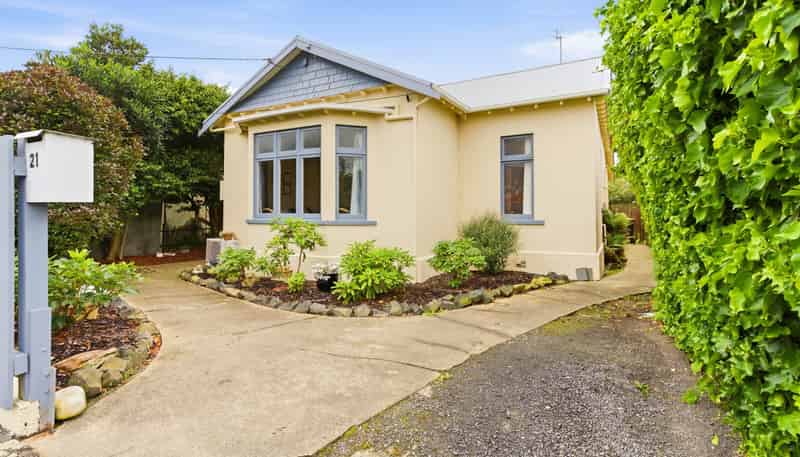 21 Trafalgar Street, Saint Clair