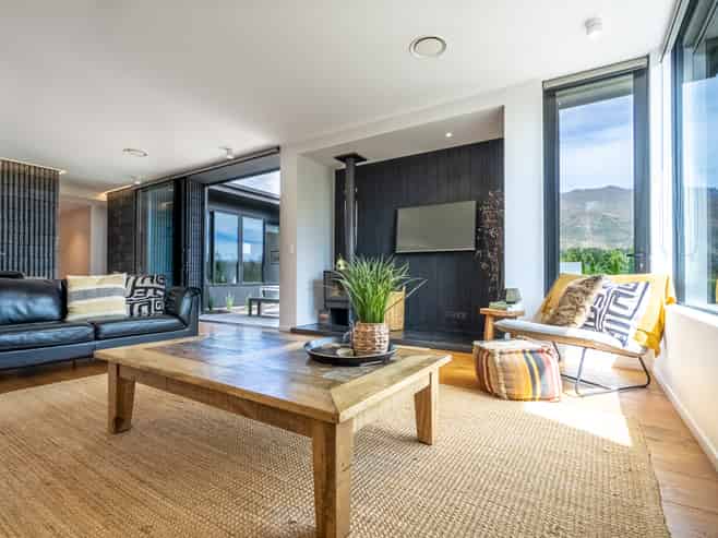 12 Stackbrae Avenue, Wanaka
