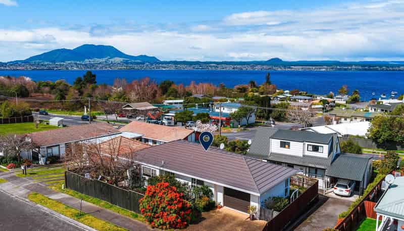 2/8 Kinder Street, Acacia Bay